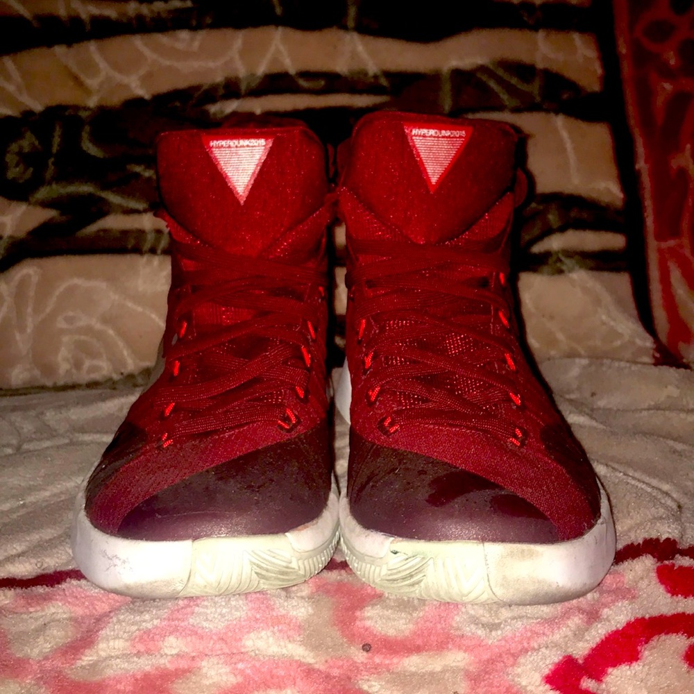 Nike hyperdunks